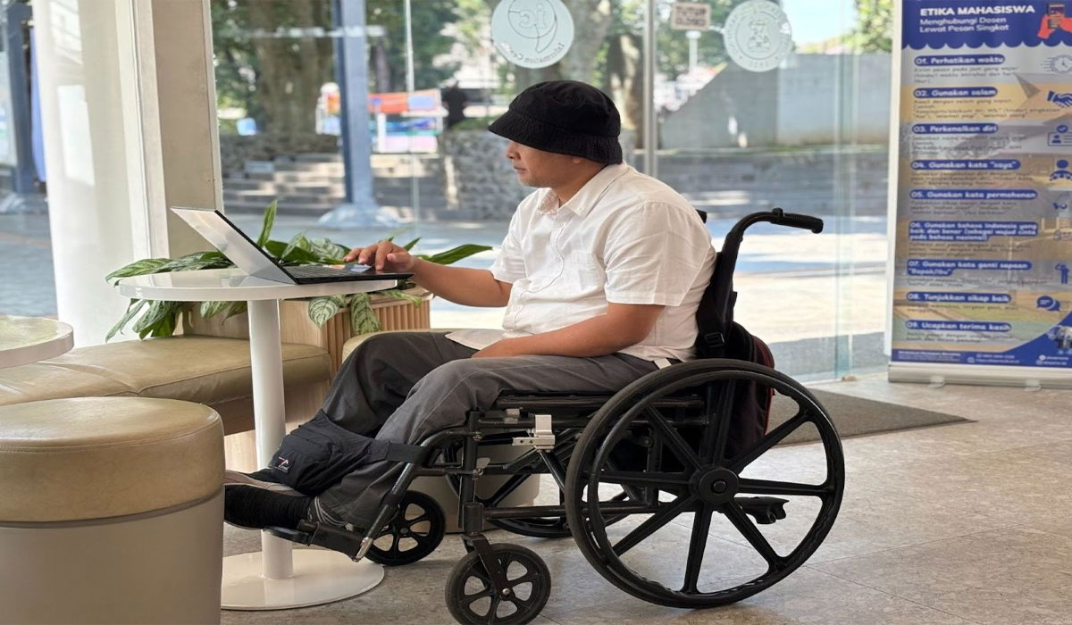 Kisah Inspiratif Ramli: Awardee LPDP Difabel, Dari Hampir Putus Kuliah Hingga S3 di ITB