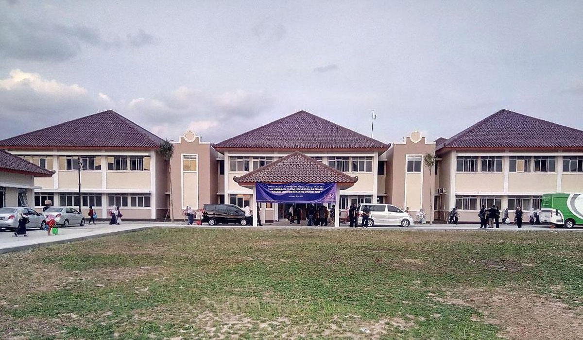 KISAH INSPIRATIF! Nazril dari SMAU CT Arsa Tembus Kampus Luar Negeri Meski Hidup Tanpa Orang Tua